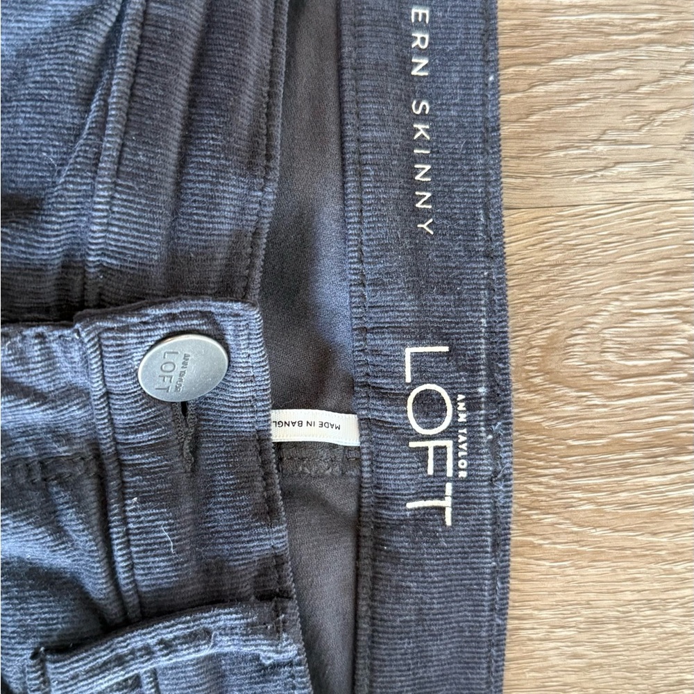 LOFT Gray Skinny Jeans Modern Fit